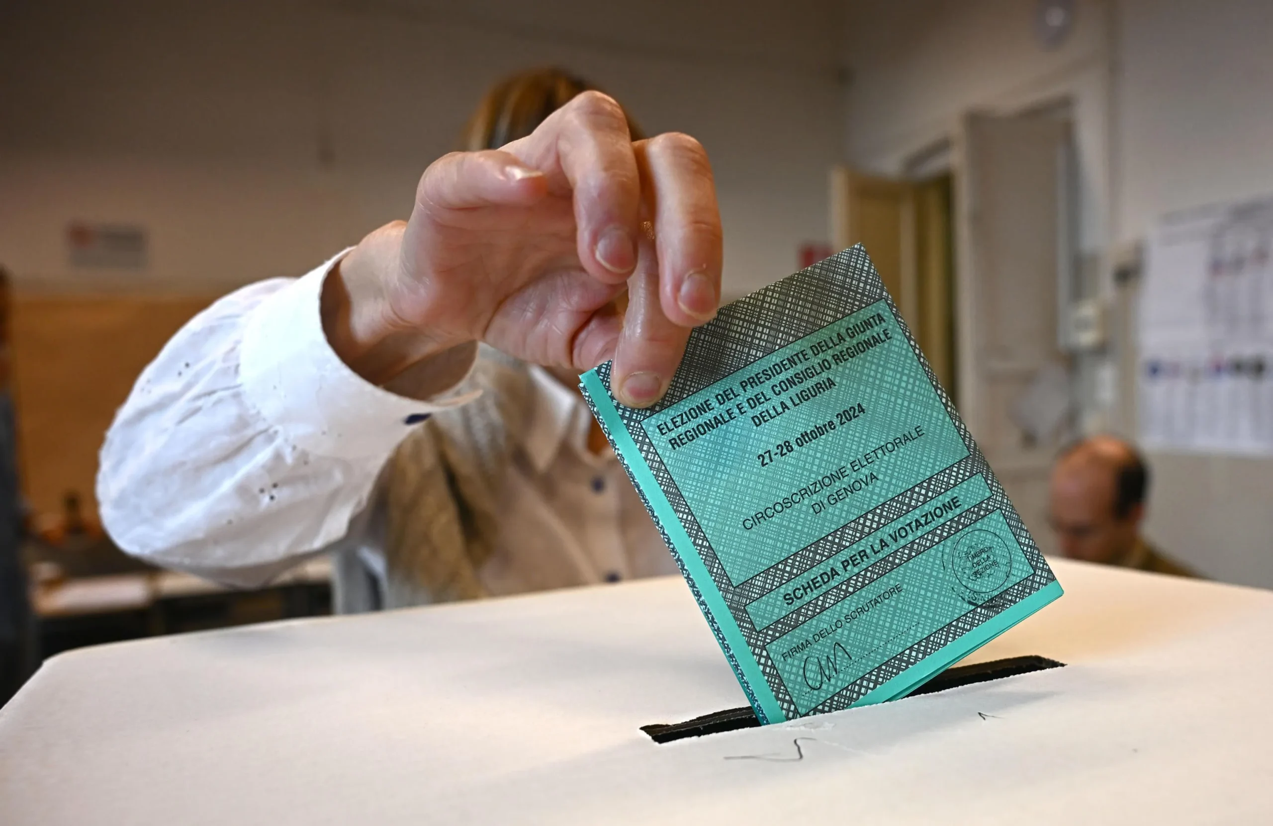 Liguria al Voto: Affluenza alle Urne in Picchiata, Cosa Sta Succedendo?