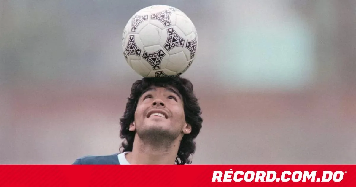 Maradona: Il Mito Vive! Napoli Celebra il 64° Compleanno del Pibe de Oro