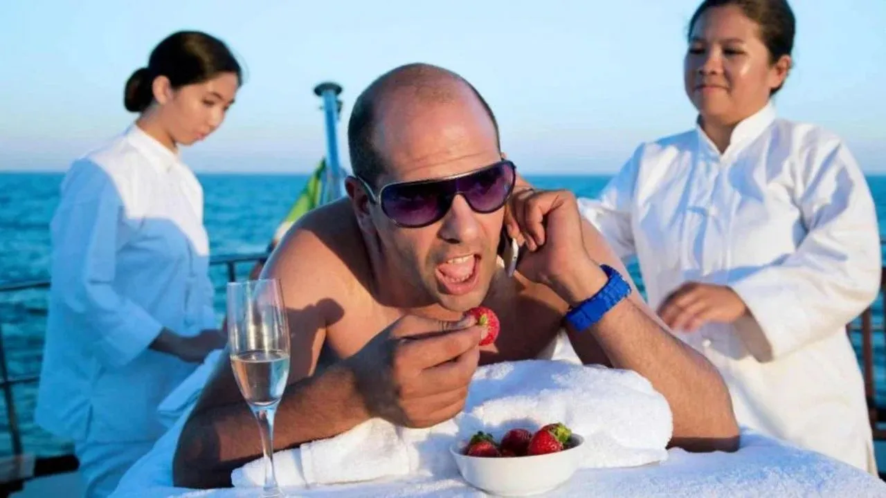 Checco Zalone: Separazione Shock, Licenziata l'Ex Compagna e Socia!