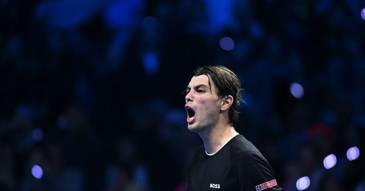 Fritz Trionfa su De Minaur: La Lotta per le Semifinali delle ATP Finals si Infiamma!