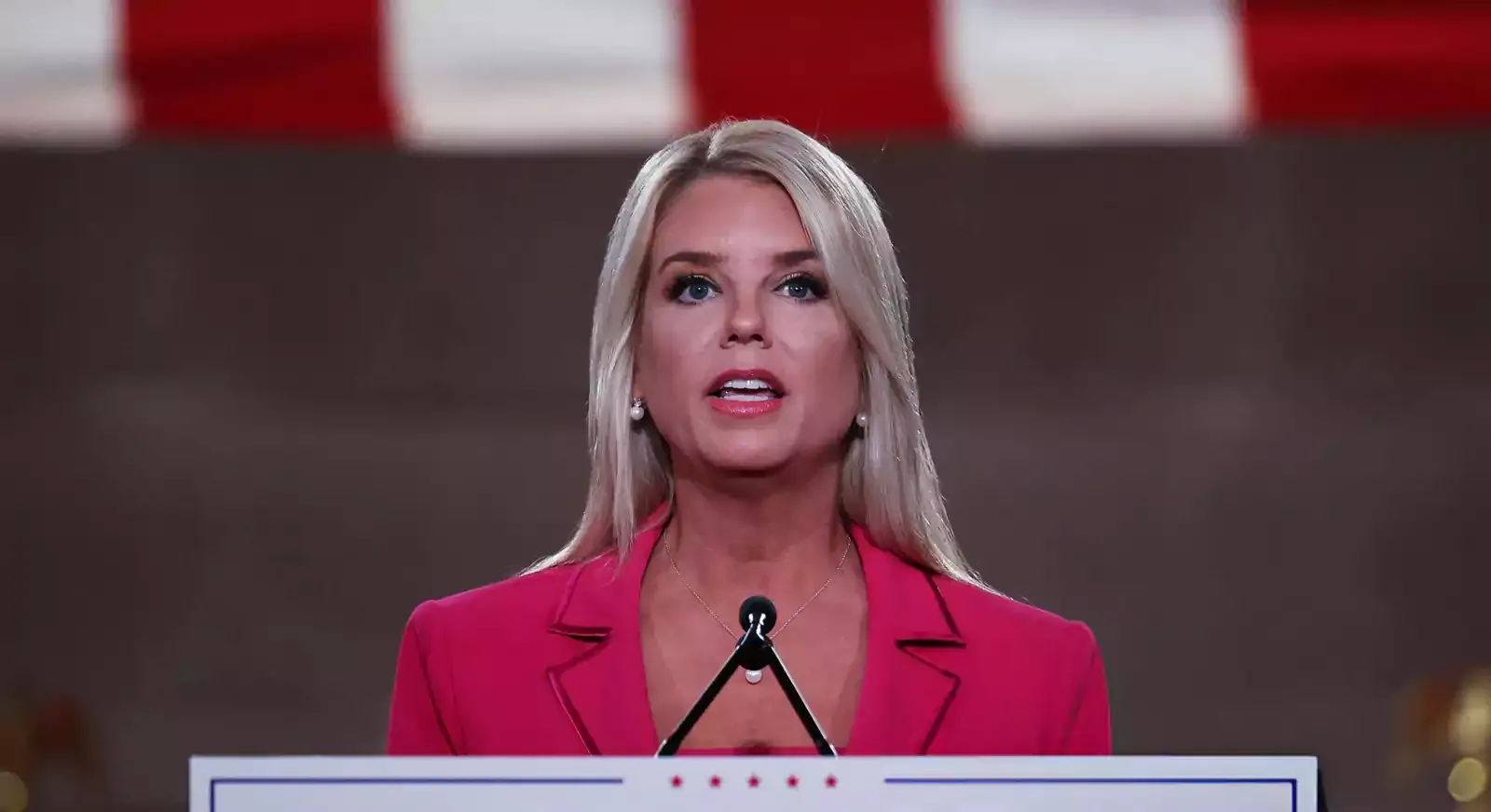 Scandalo Gaetz: Pam Bondi Prende il Comando come Nuovo Ministro della Giustizia!