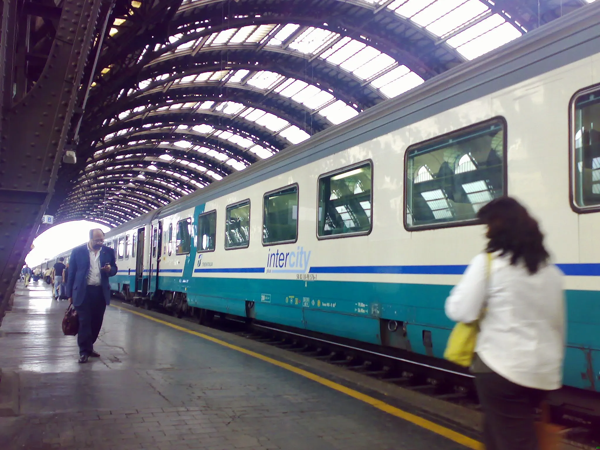 Allerta Sciopero Treni: Cosa Aspettarsi il 9 Dicembre in Italia!