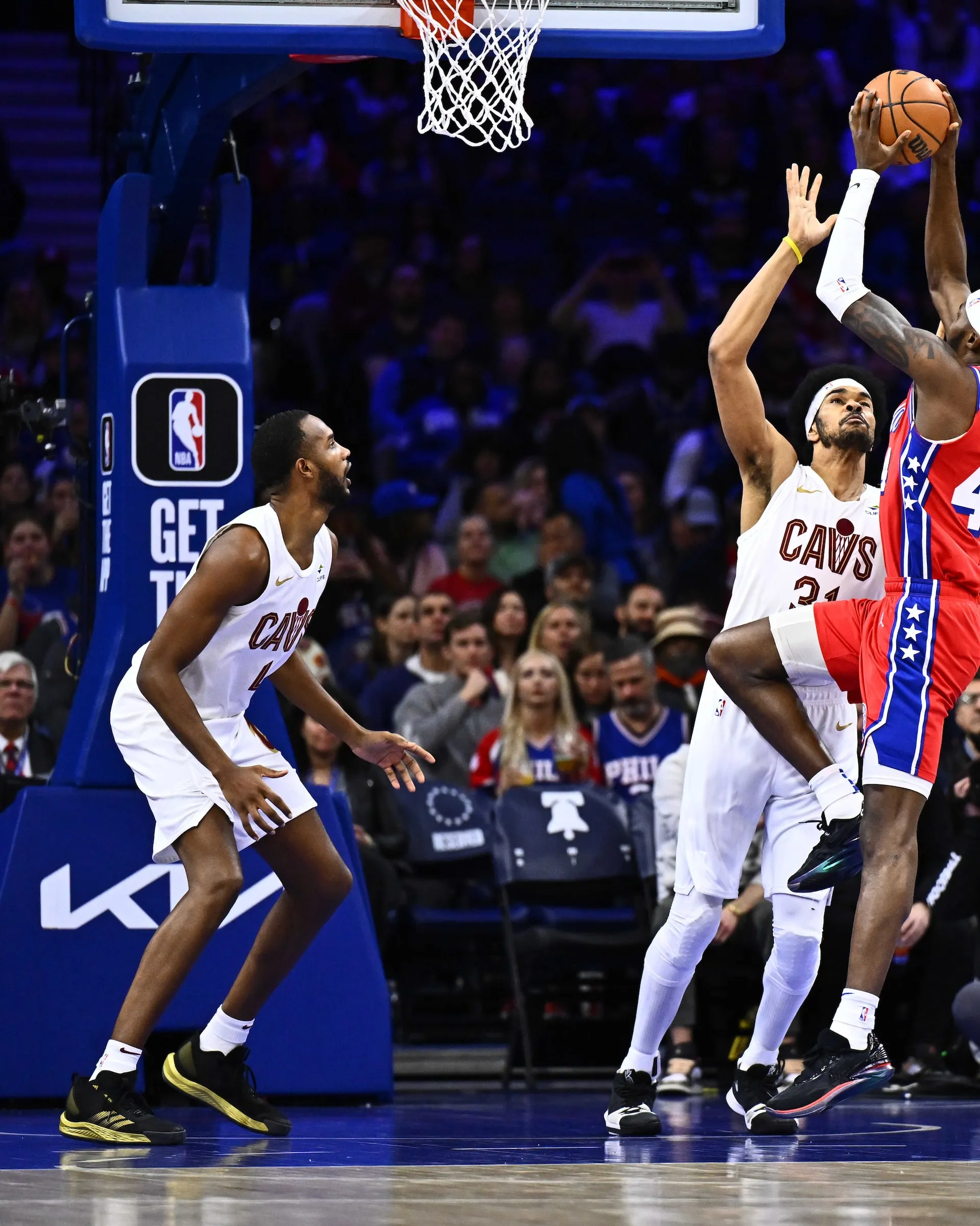 Dominio Cavs: I Sixers Affondano in una Sconfitta Schiacciante!