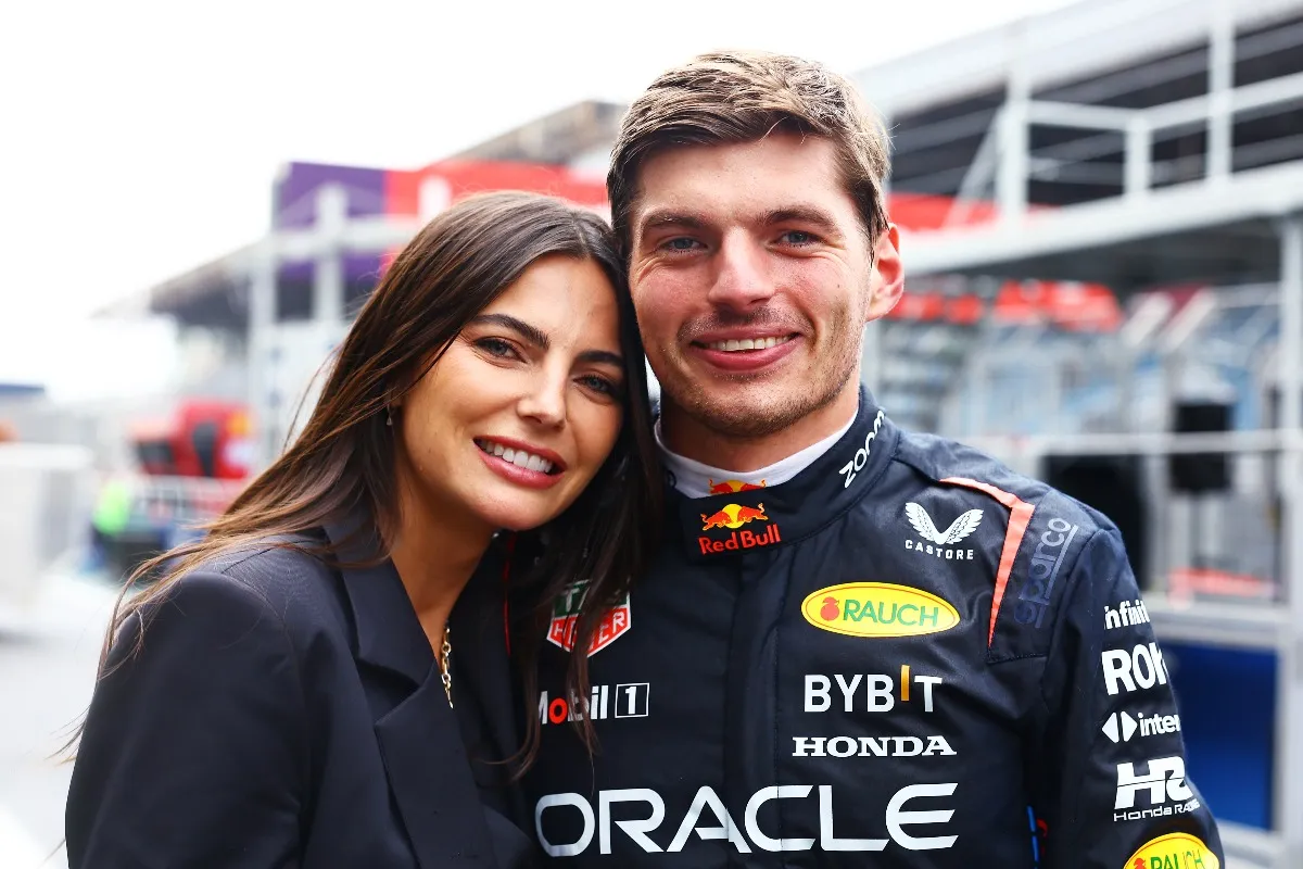 Kelly Piquet: La Fidanzata di Verstappen che Sta Conquistando l'Italia!