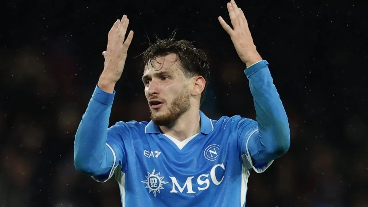 Kvaratskhelia: Il Fenomeno del Calcio Italiano che Sta Conquistando Tutti!