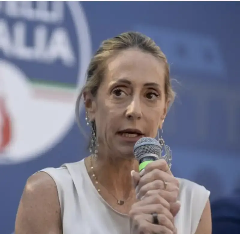 Scandalo Arianna Meloni: Indagini in Arrivo? La Politica Italiana Sotto Shock!