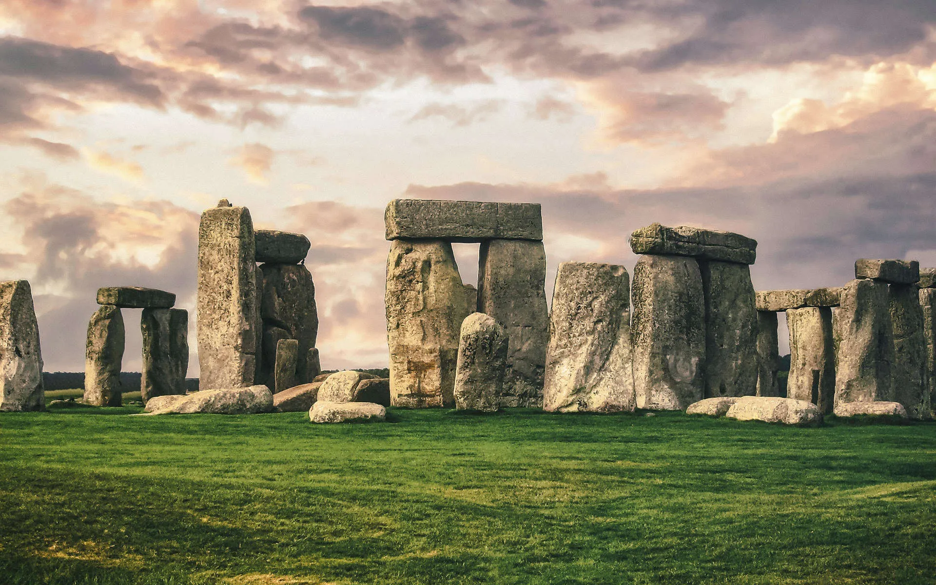 Scoperta Shock a Stonehenge: Cosa Nasconde il Misterioso Sito Preistorico?