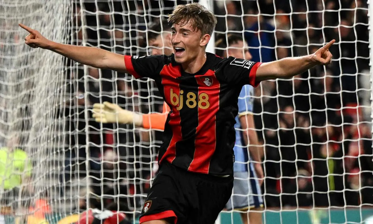 Scopri il Fenomeno Huijsen: Perché Tutti Ne Parlano in Italia!