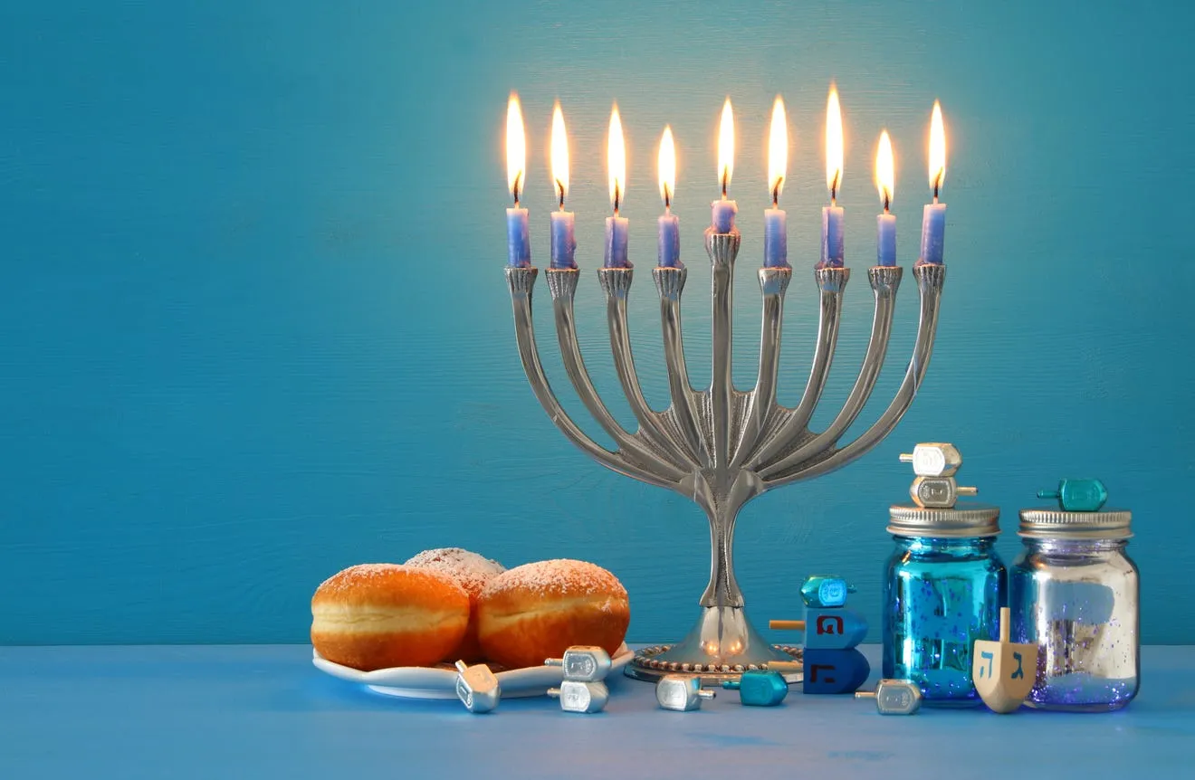 Scopri il Magico Mondo di Hanukkah: Tradizioni e Sorprese che Stanno Incantando l'Italia!