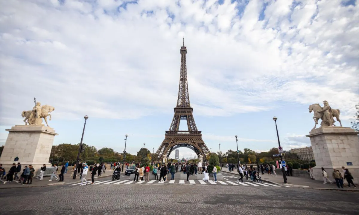 Scopri il Segreto Nascosto della Torre Eiffel che Sta Incantando l'Italia!