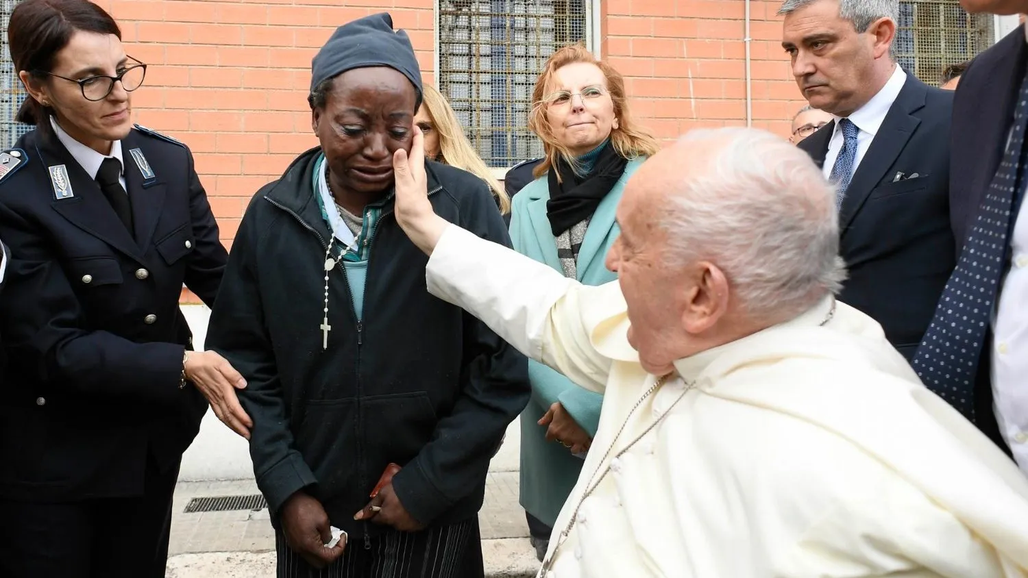 Scopri perché Papa Francesco chiede ai cardinali di mettere da parte il titolo di 'Eminenza'!