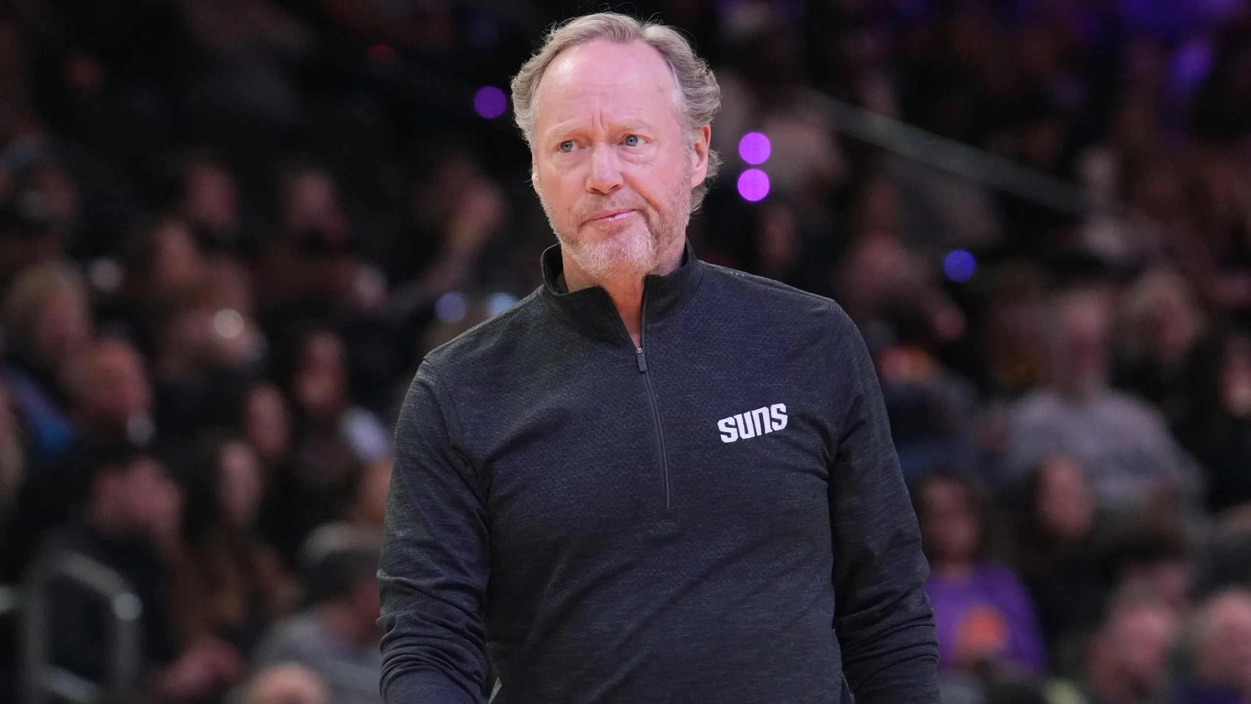 "Suns vs Pistons: La Battaglia dei Giganti in Diretta!"