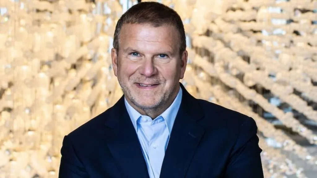 Tilman Fertitta: Il Magnate Americano Che Sta Rivoluzionando il Mondo del Business in Italia!