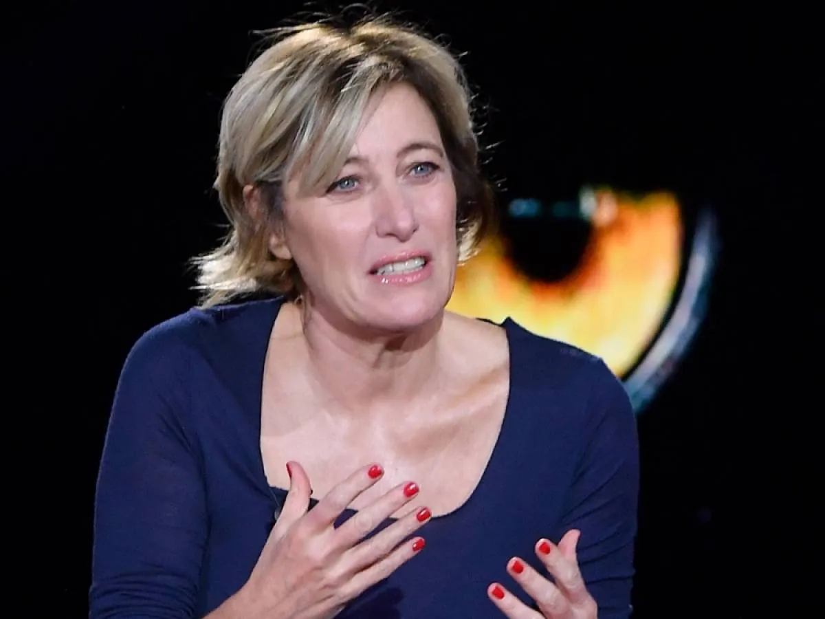 Valeria Bruni Tedeschi svela il segreto che ha scioccato tutti: la verità su Carla Bruni!