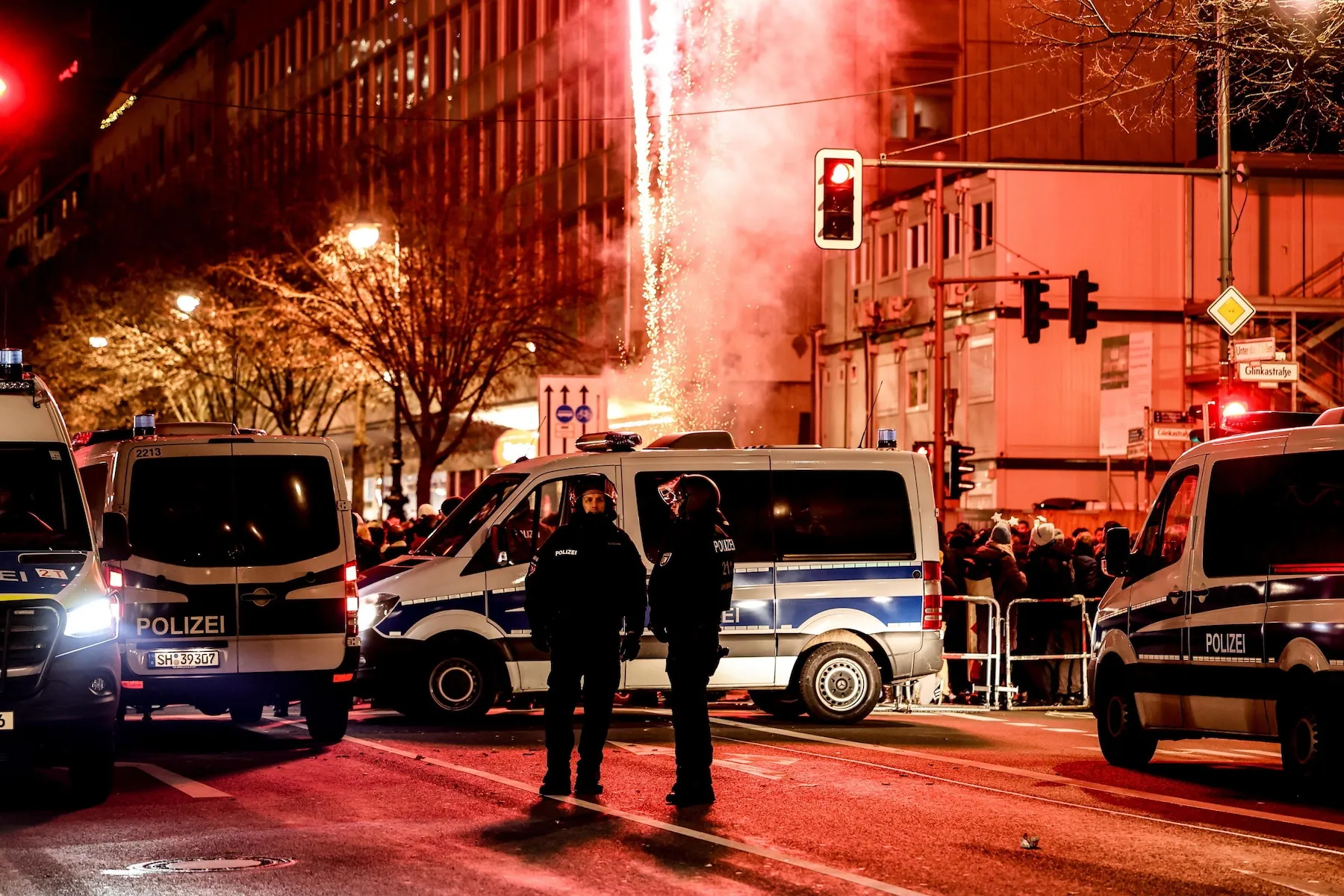 Capodanno Tragico: Le Morti Che Nessuno Vuole Ricordare