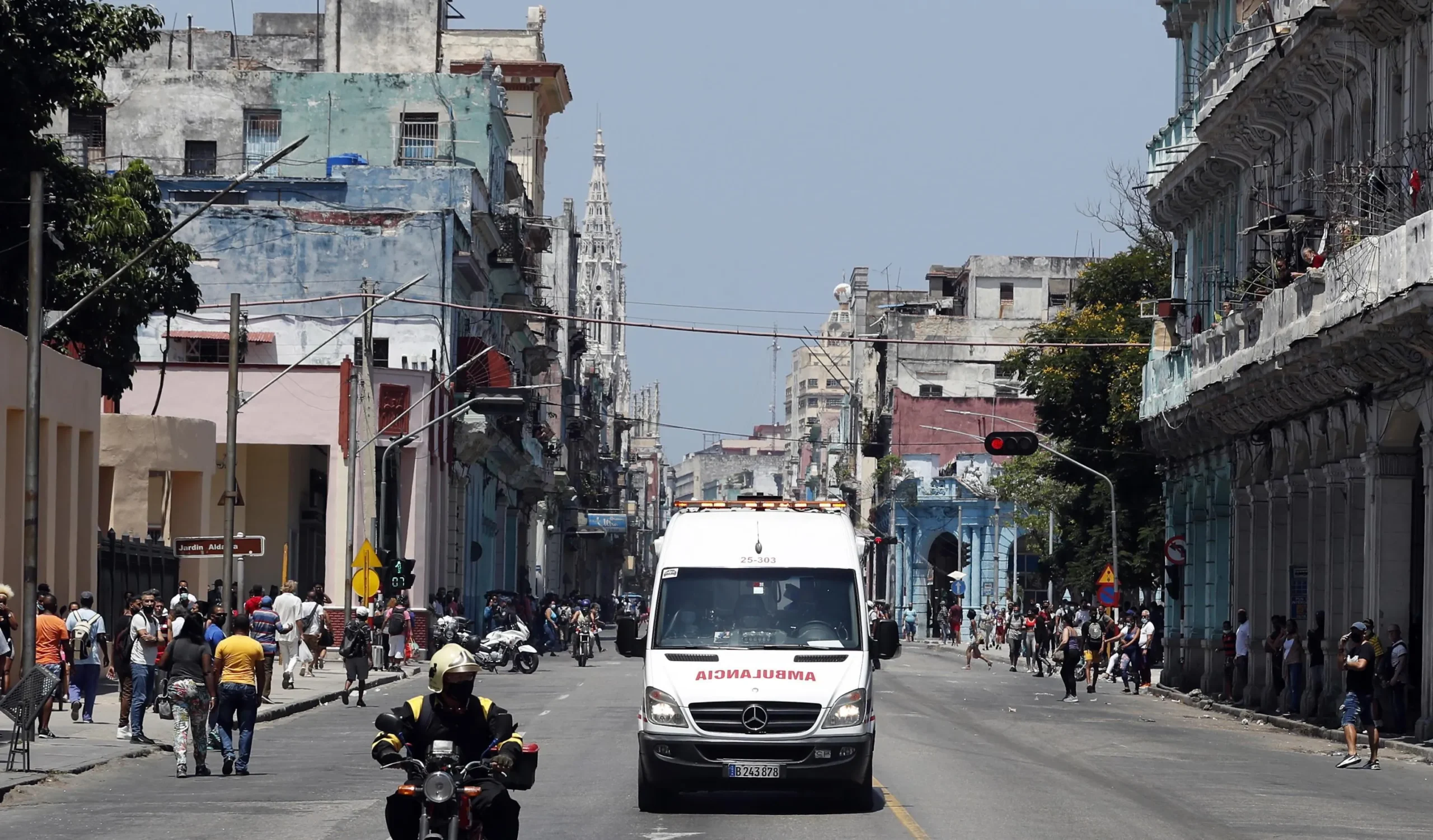 Incidente Stradale a Cuba: La Storia Shock di una Giovane Universitaria!