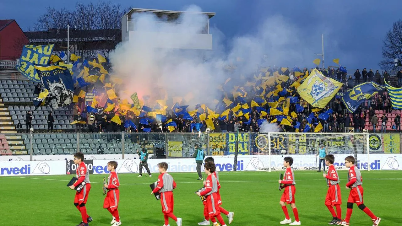 Incredibile Scontro: Cremonese e Modena si Sfideranno per il Futuro!