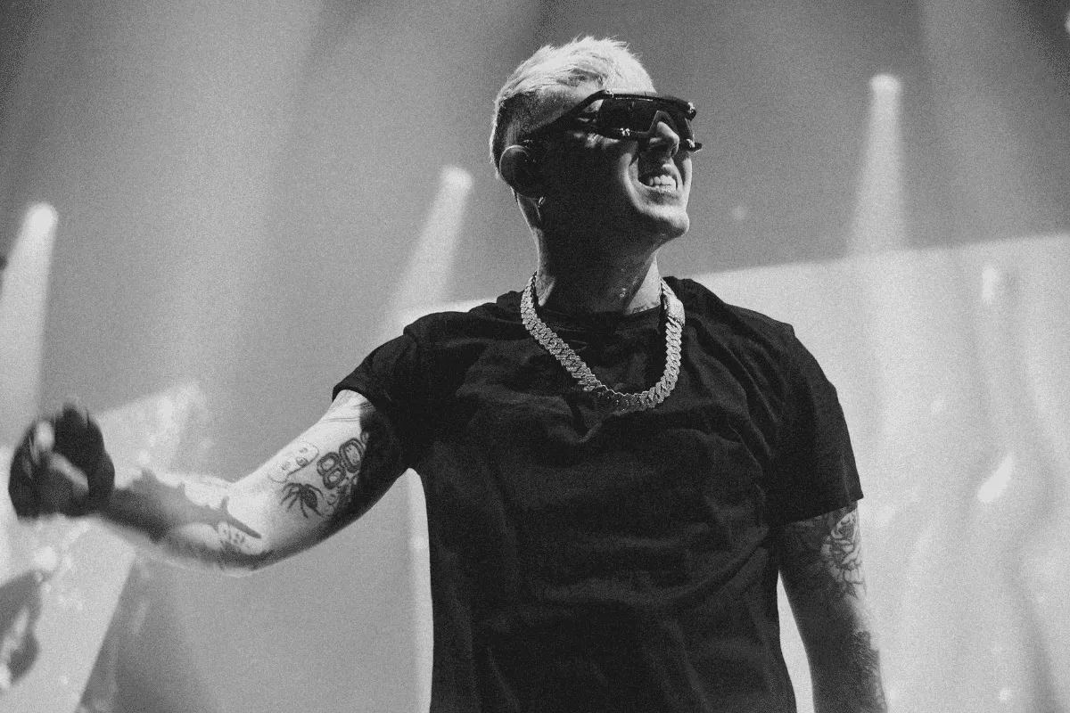 Lazza: Il Fenomeno Musicale che Sta Conquistando l'Italia!