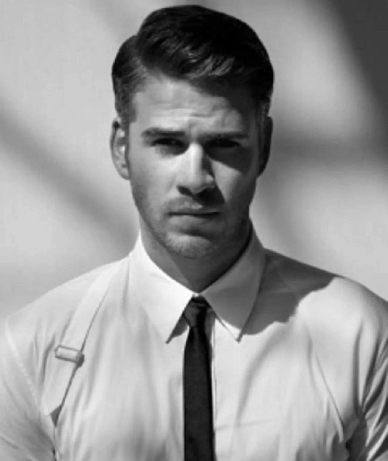 Liam Hemsworth: Il Segreto del Suo Successo Svelato!