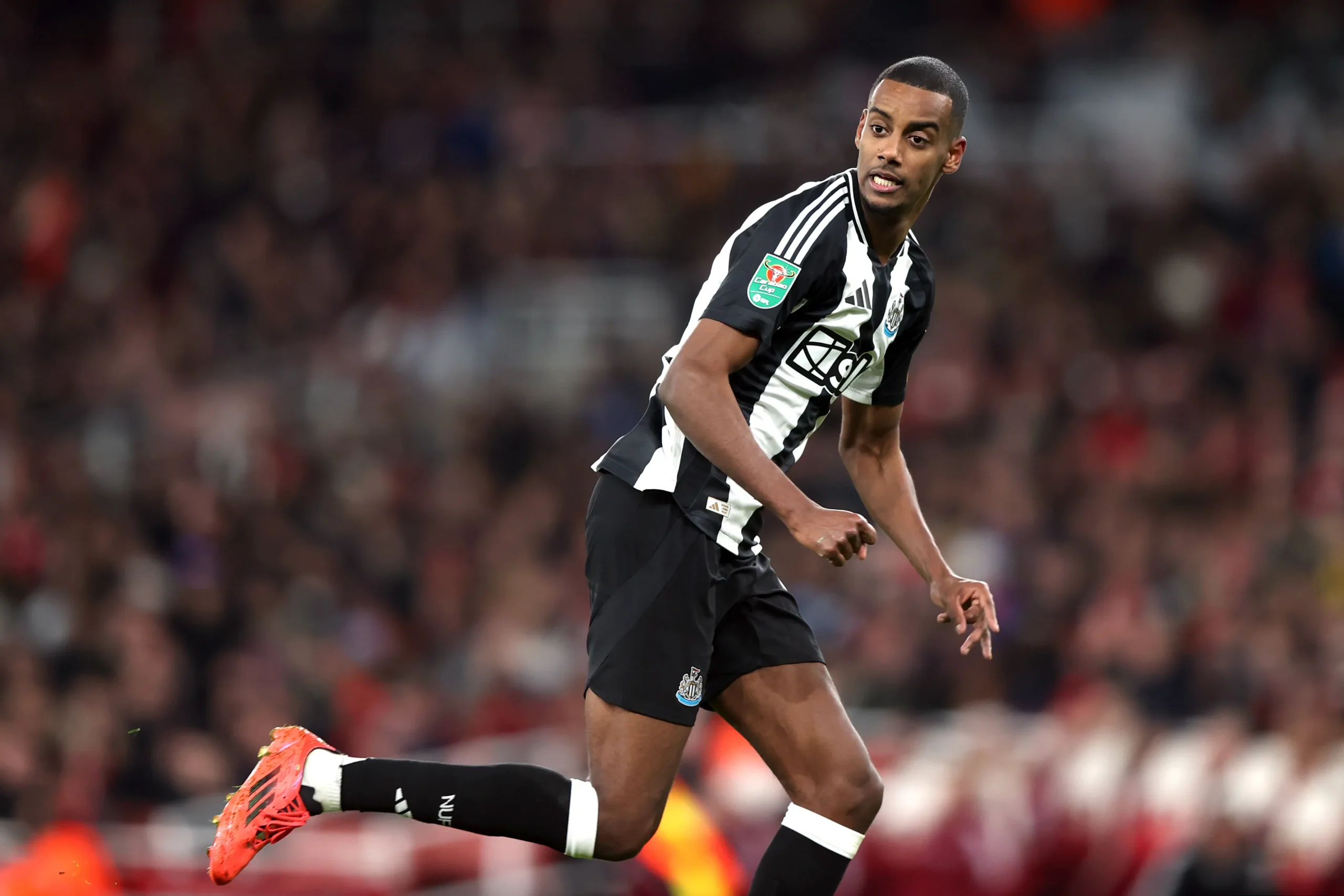 Southampton vs Newcastle: La Sfida che Sta Accendendo l'Inghilterra!