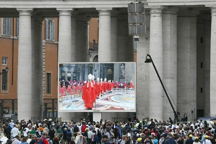 Conclave 2025: Chi sarà il nuovo Papa? Scopri i favoriti e le sorprese!