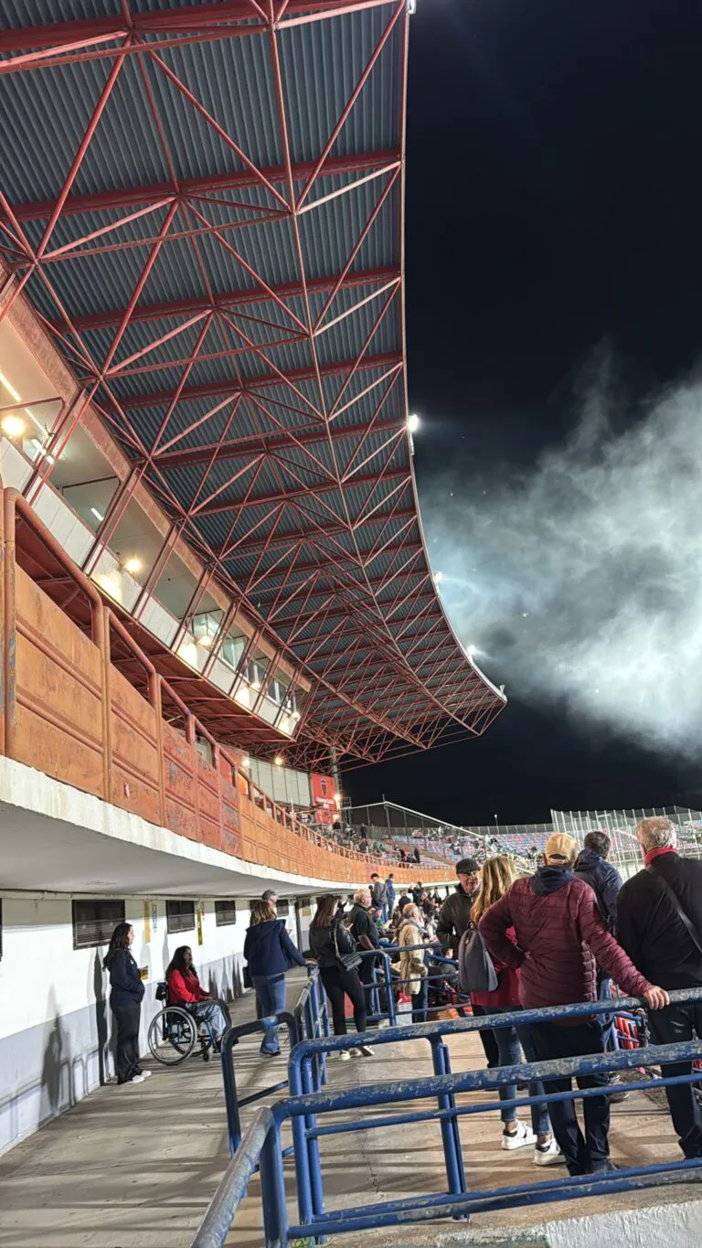 Cosenza vs Cesena: La Sfida che Sta Infuocando l'Italia!