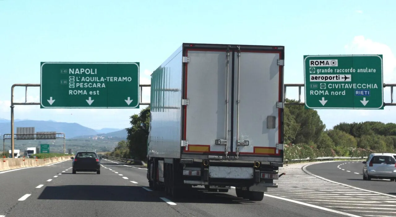 Incidente sul Raccordo Oggi: Caos e Traffico in Tilt, Ecco Cosa È Successo!
