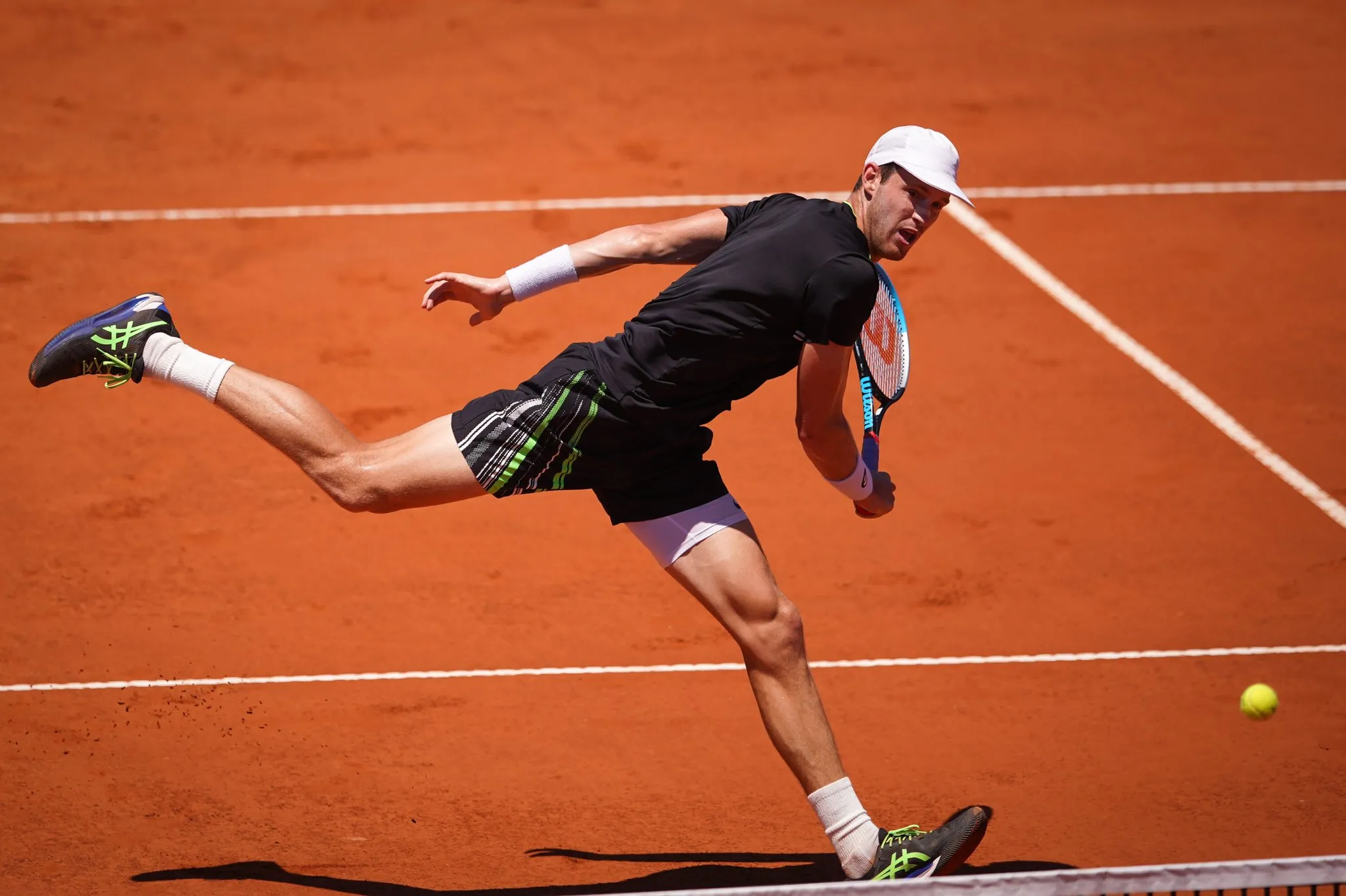 Jarry: Il Fenomeno che Sta Rivoluzionando il Tennis in Italia!