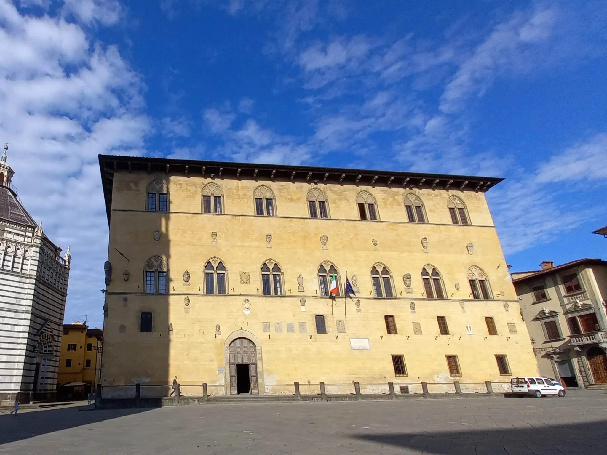 Montemurlo: La Piccola Perla Toscana che Sta Conquistando il Cuore degli Italiani!