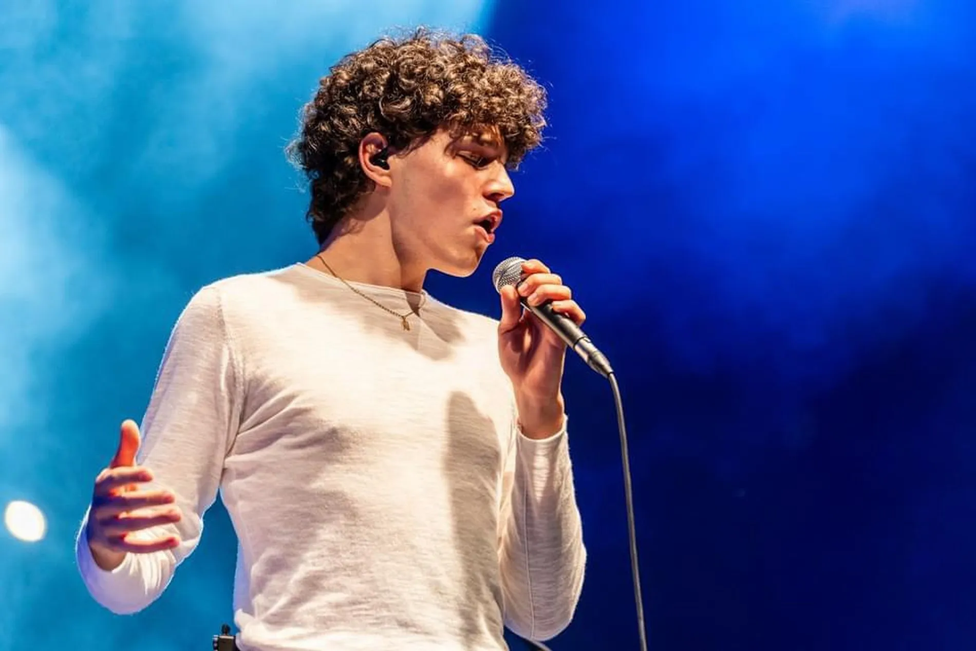 Scopri il Fenomeno Nicolo Amici: Perché Tutti Ne Parlano in Italia!
