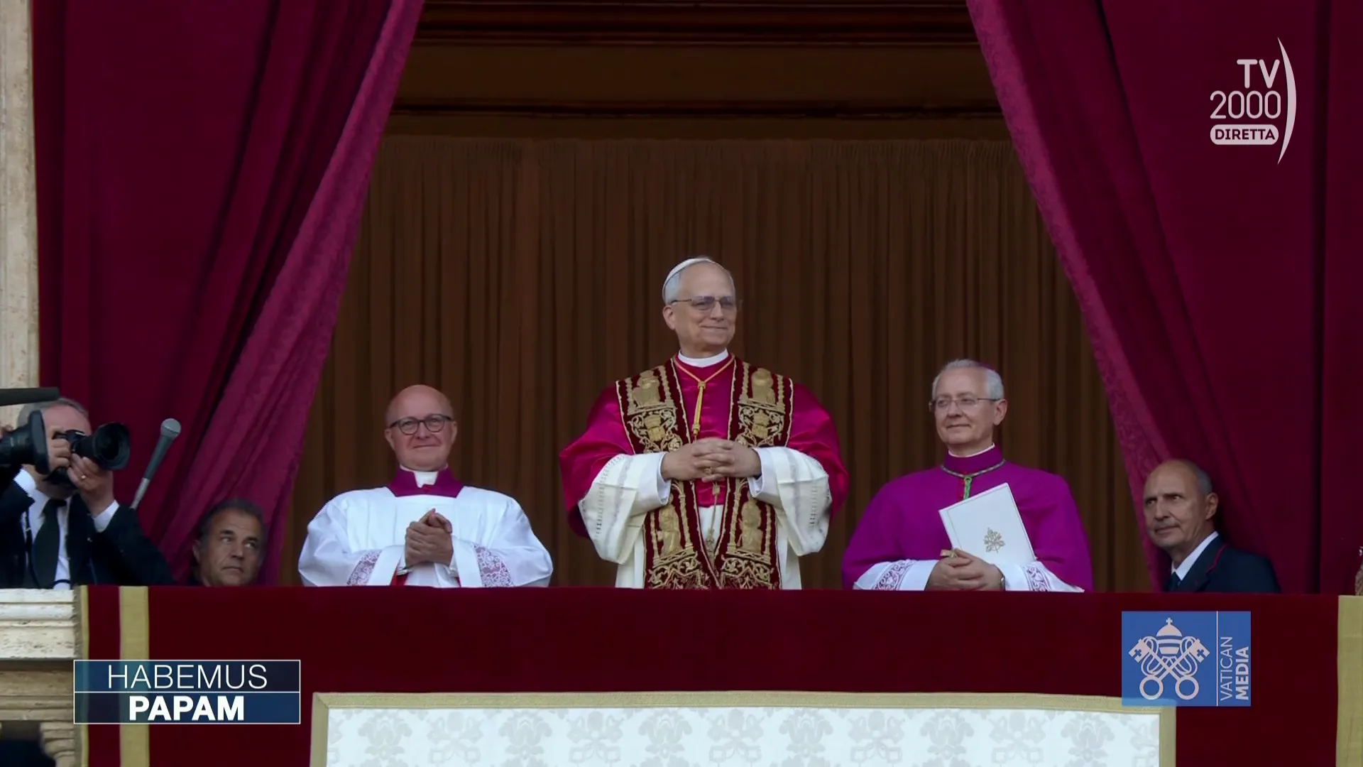 Scopri il Segreto della Regina Coeli: La Nuova Tendenza che Sta Conquistando l'Italia!