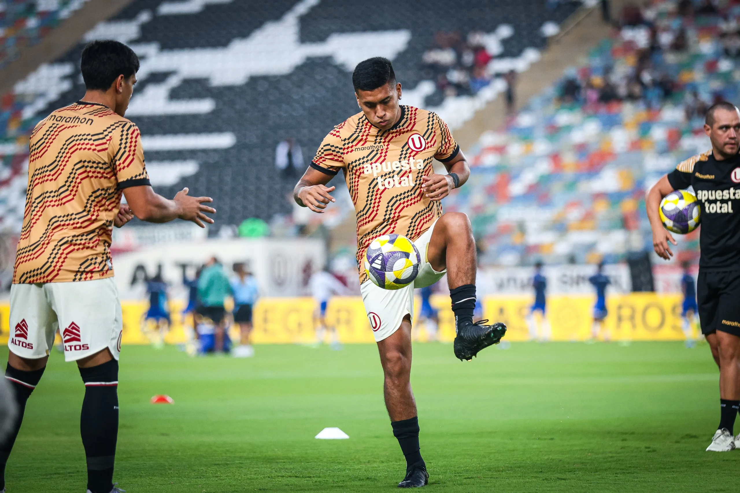 Universitario vs Alianza Atlético: La Sfida Che Sta Infuocando l'Italia!