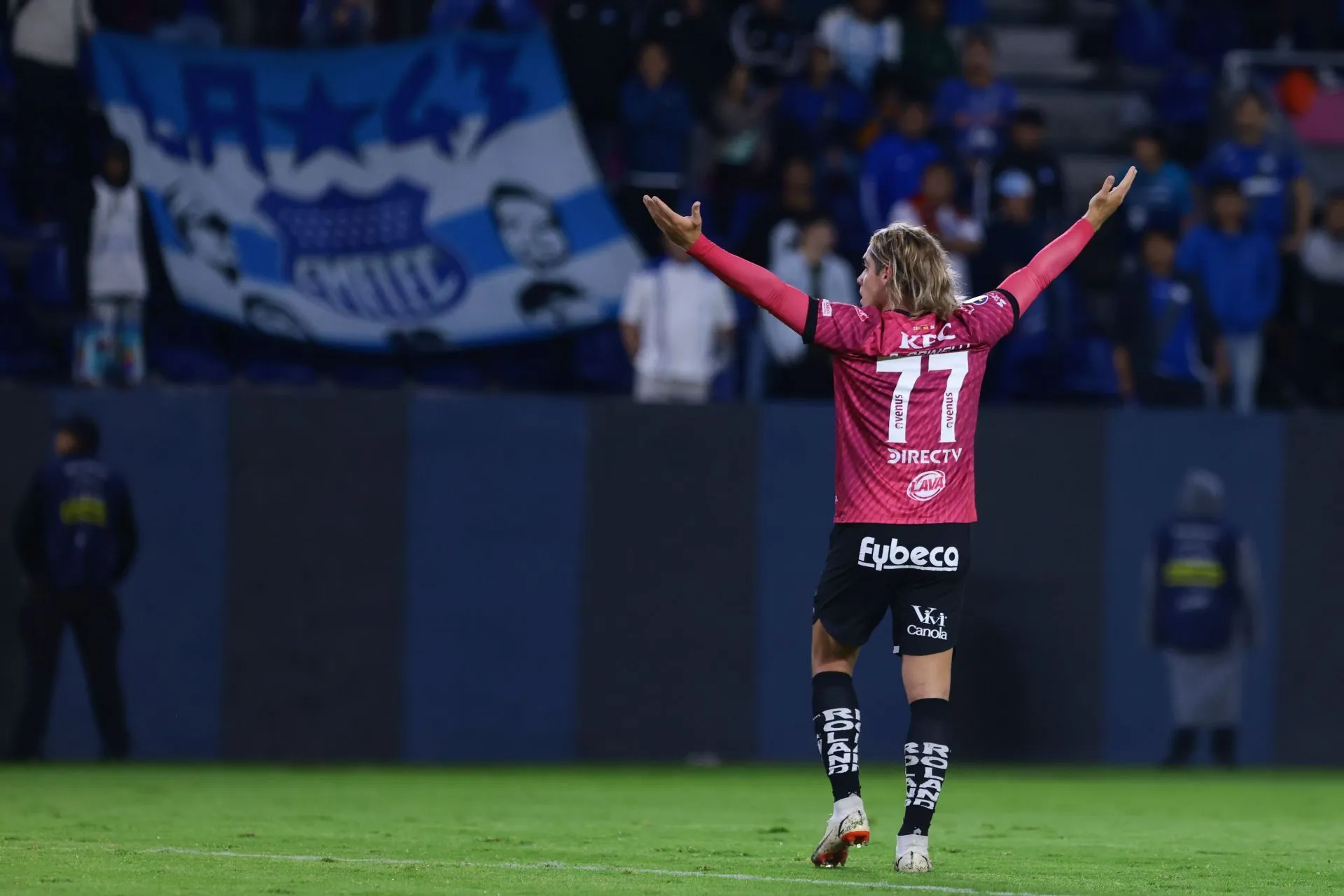 Universitario vs Independiente del Valle: La Sfida Che Può Cambiare Tutto!